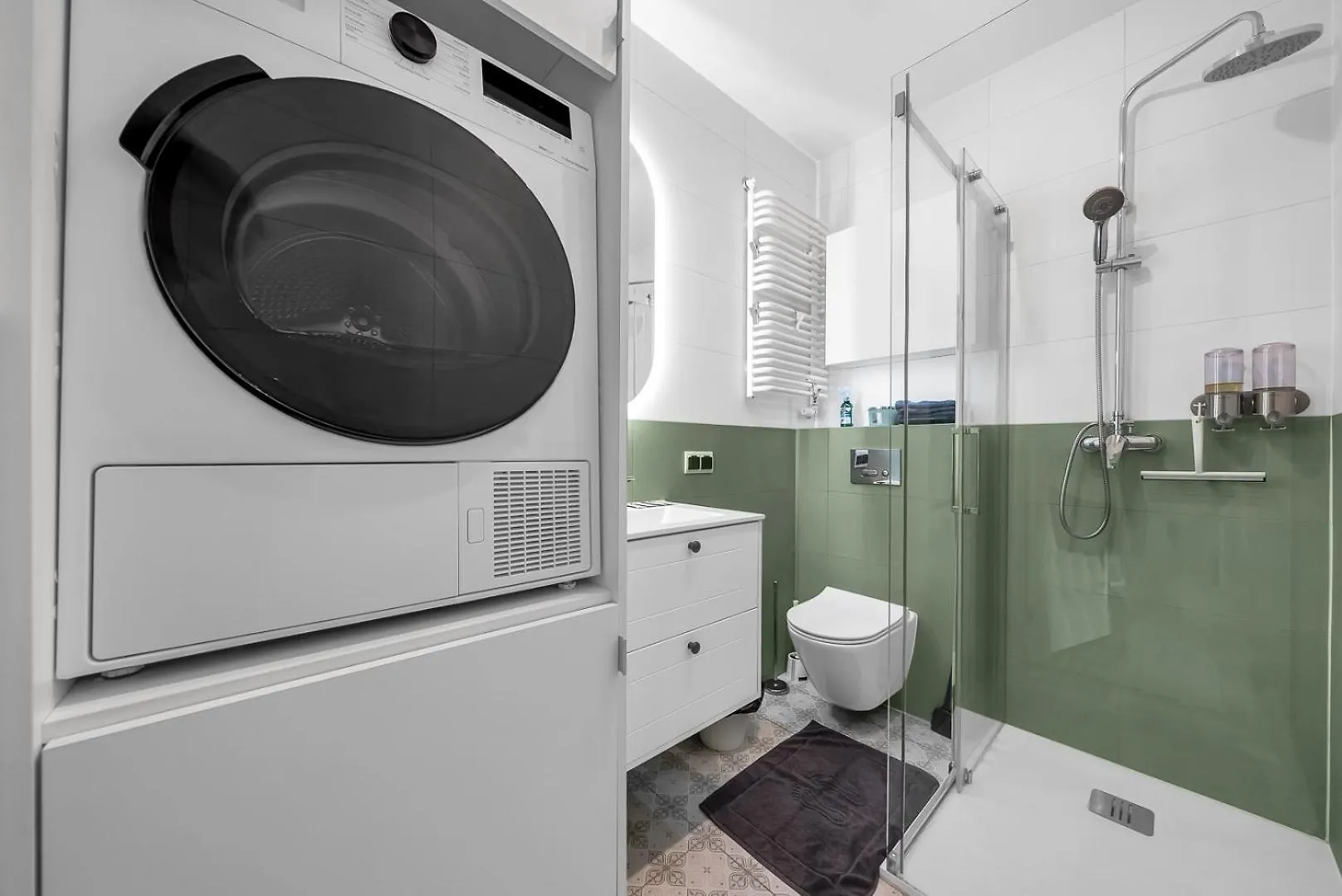 דירה Warsaw Mokotow Apt - Balcony, Ac, Tram&Bus Nearby - By Rentujemy פולין
